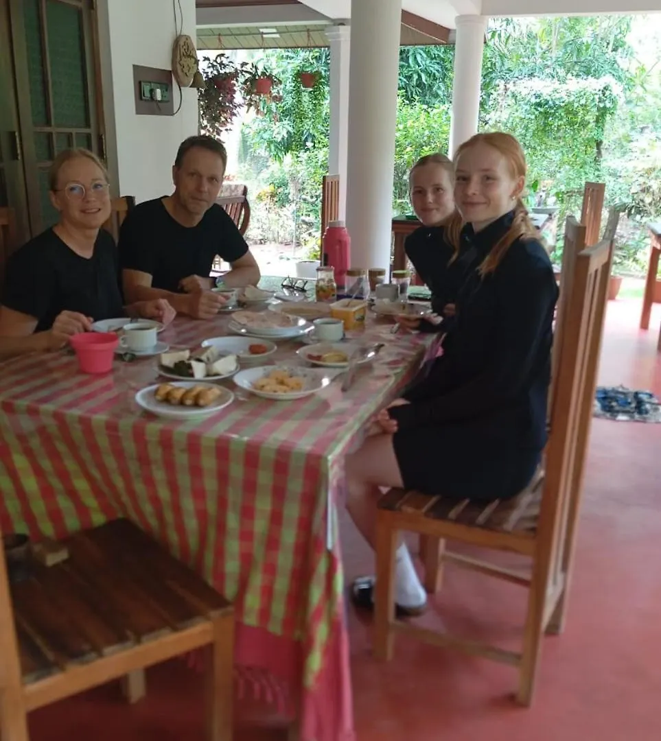 Sigiriya Moonlight Home Homestay
